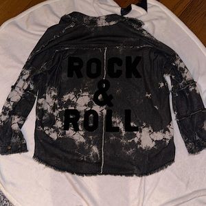 Tie dye jacket from Ole Red in Gatlinburg, black and white